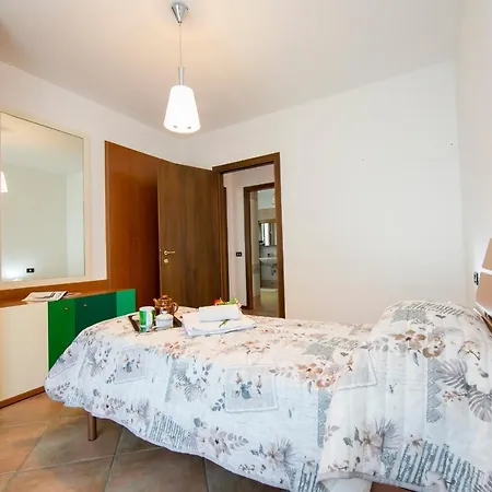 Cascina Mirasole Sleeps 5 *